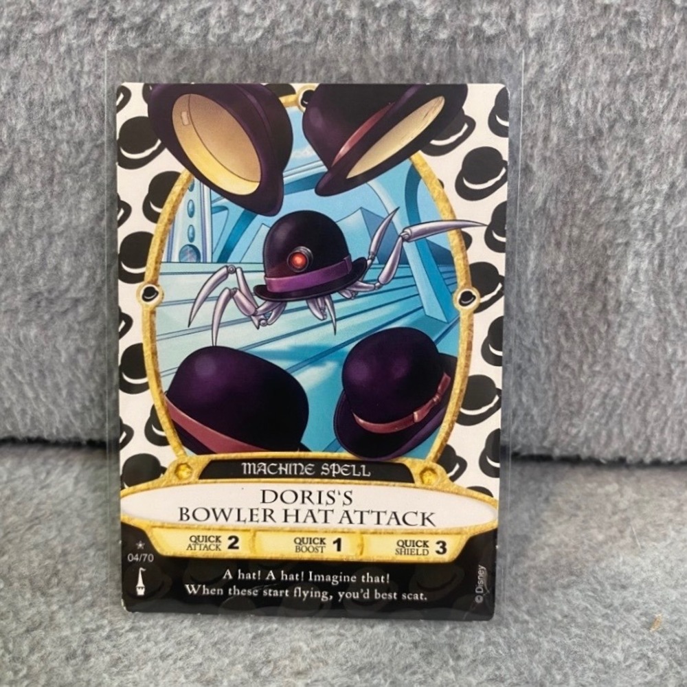 Disney Sorcerers Magic Kingdom Card Doris Bowler Hat Attack 04/70 Rare EUC